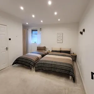 The Woodland Guest house Blackpool